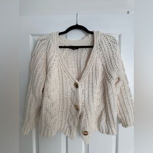 Aakaa Cream Button-Up Cardigan